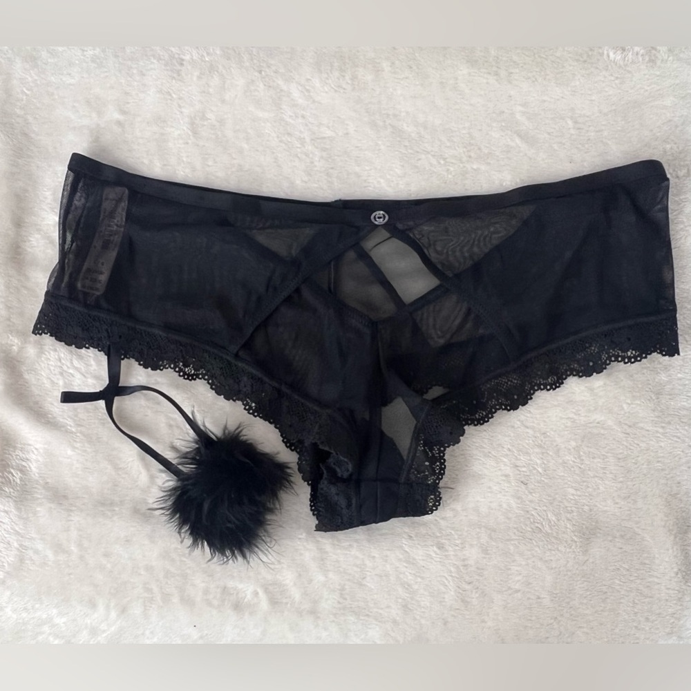 Victoria's Secret Very Sexy Cheeky Black Lace Panties with Feather Poms Large